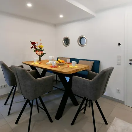 아파트 Haus Christa 2 *