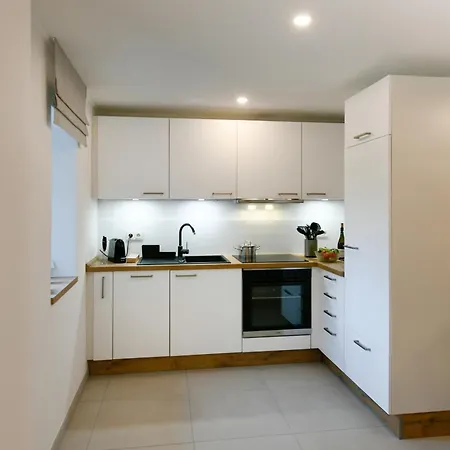 Haus Christa 2 아파트